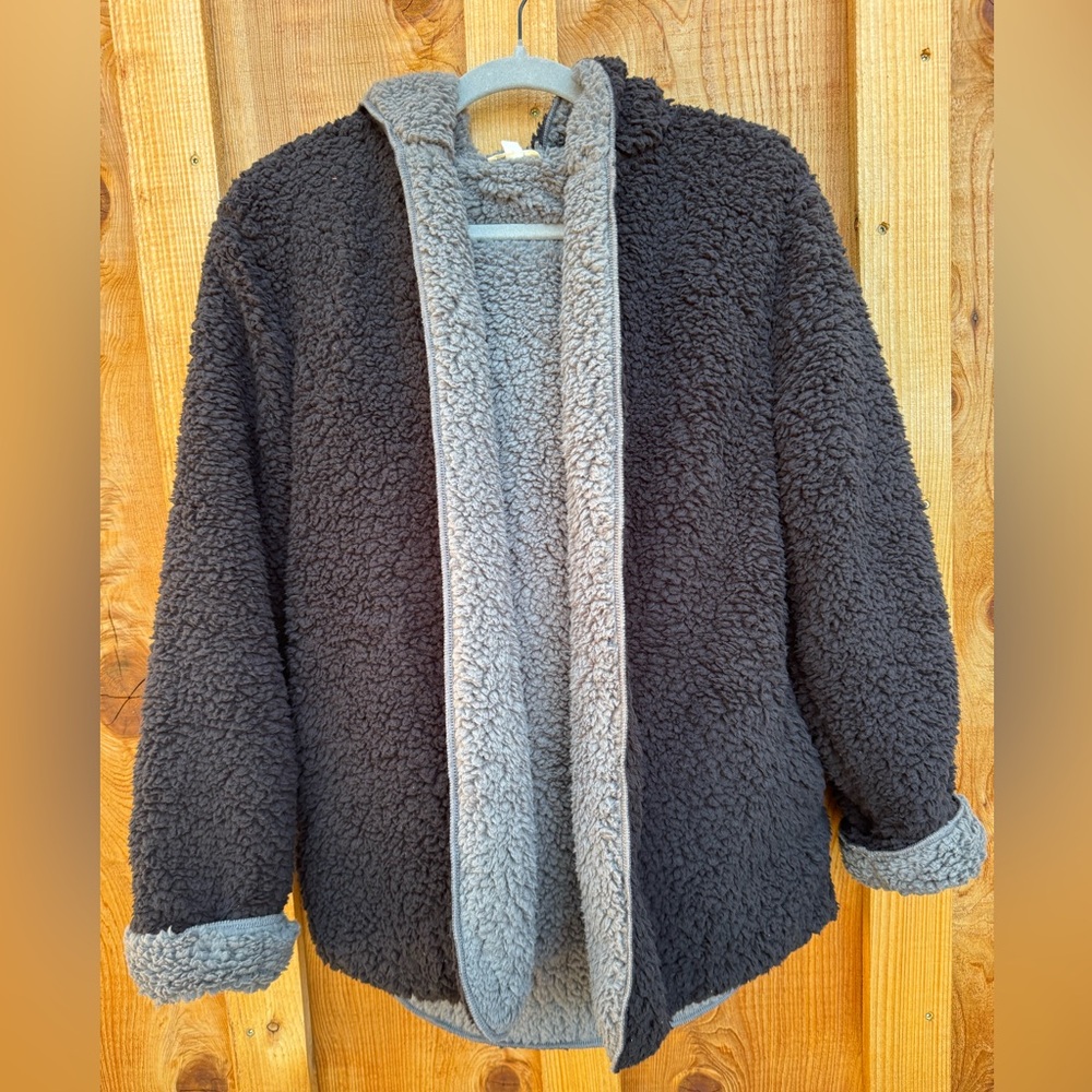 Dark and light Gray Sherpa Jacket Sz S
